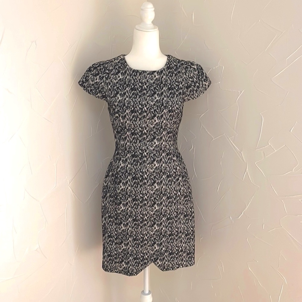 Stunning Reiss Black and White Patterned Dress Fully Lined